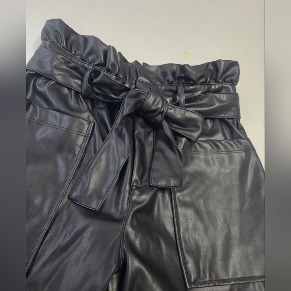 Who What Wear Black High-Waisted Faux Leather Trousers with Tie Waist EUC Size 2 - Picture 5 of 14